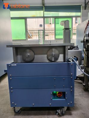 Mechanischer Schütteltisch für Schwingungsprüfungen elektronischer Bauteile mit einem Frequenzbereich von 5-80 Hz und 50 kg maximaler Nutzlast